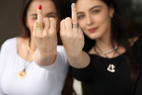 TORNILLO RING DORADO